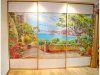 Шкаф-купе встроенный 3-х дверный с искусственной кожей и фотопечатью  фото 1 &mdash; Компания "Фишт Мебель"