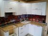 Кухня угловая классическая с карнизом  фото 1 &mdash; Компания "Фишт Мебель"